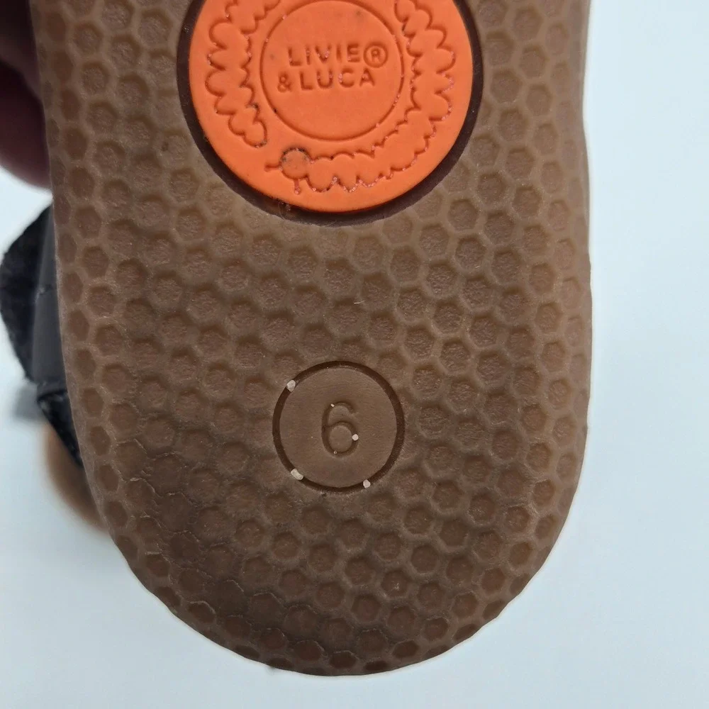 Livie And Luca Ziggy Gray Geometric Straps Toddler Sandals Comfort Size 6 EUC